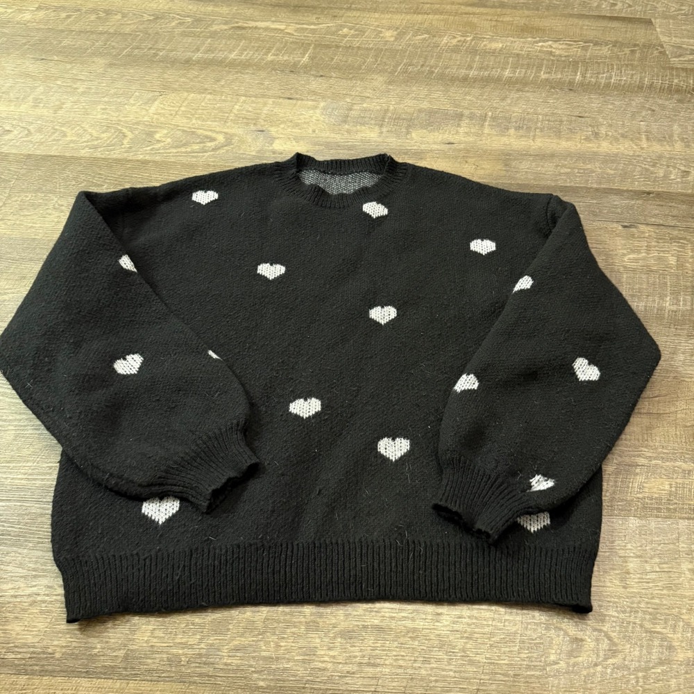 Women's Heart Patterned Sweater